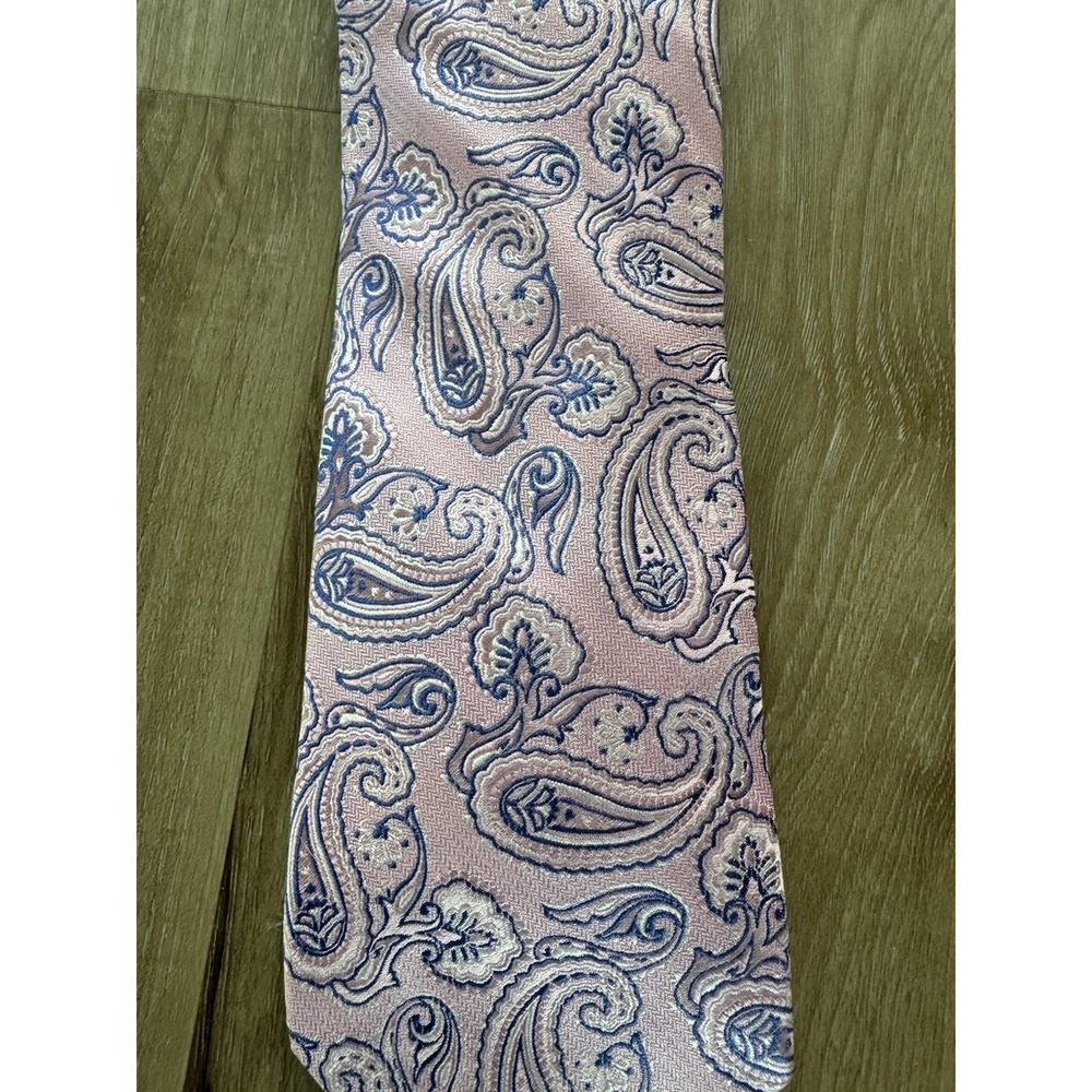 Nicole Miller Men's Silk Tie Pink‎ Navy Paisley Preppy Classic